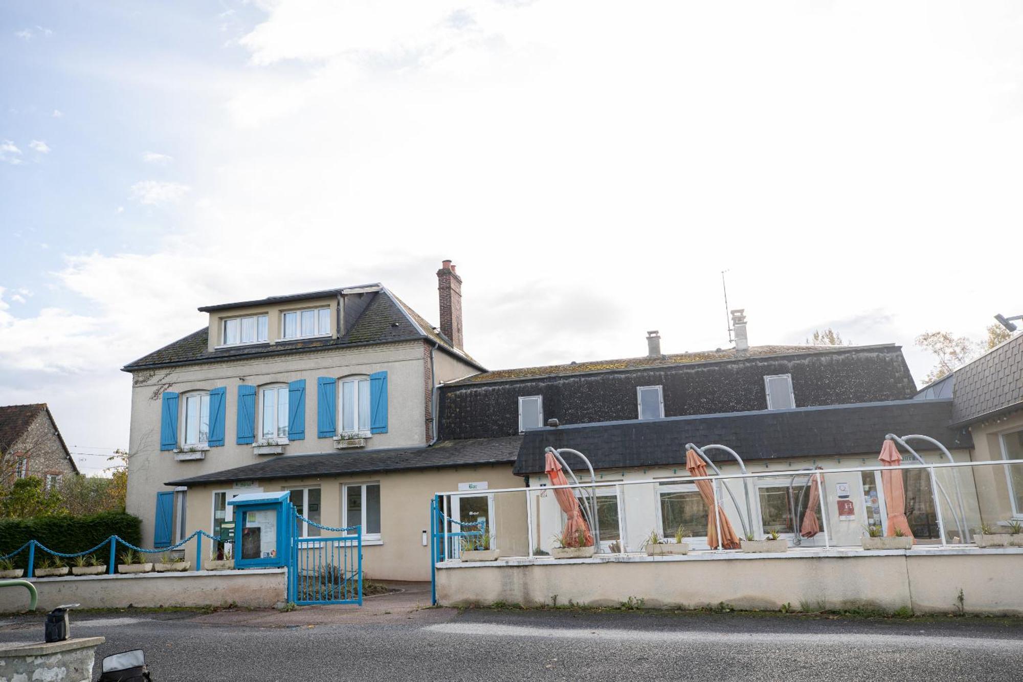 Hotel Restaurant Des 4 Ecluses Gaillon Екстер'єр фото